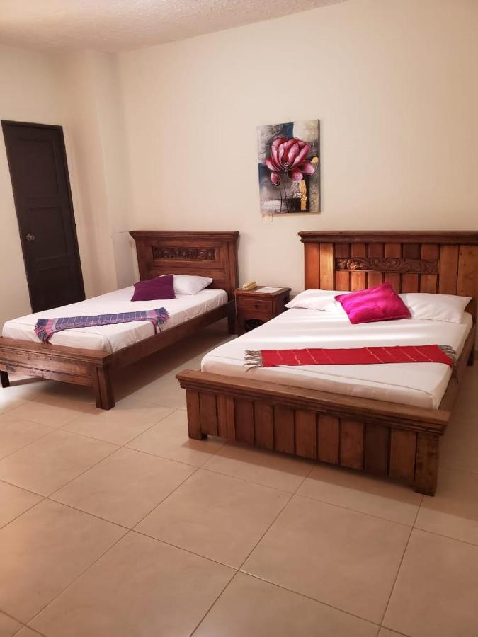 Hotel Cataluna Pereira Kültér fotó